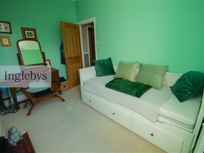 Picture 18
